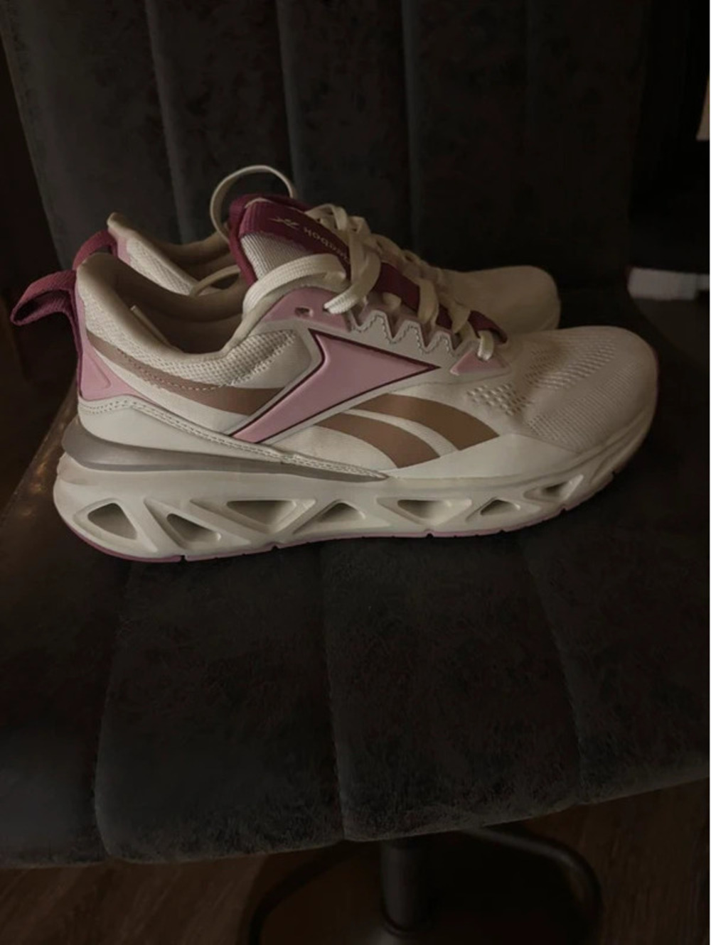 Women’s shoes